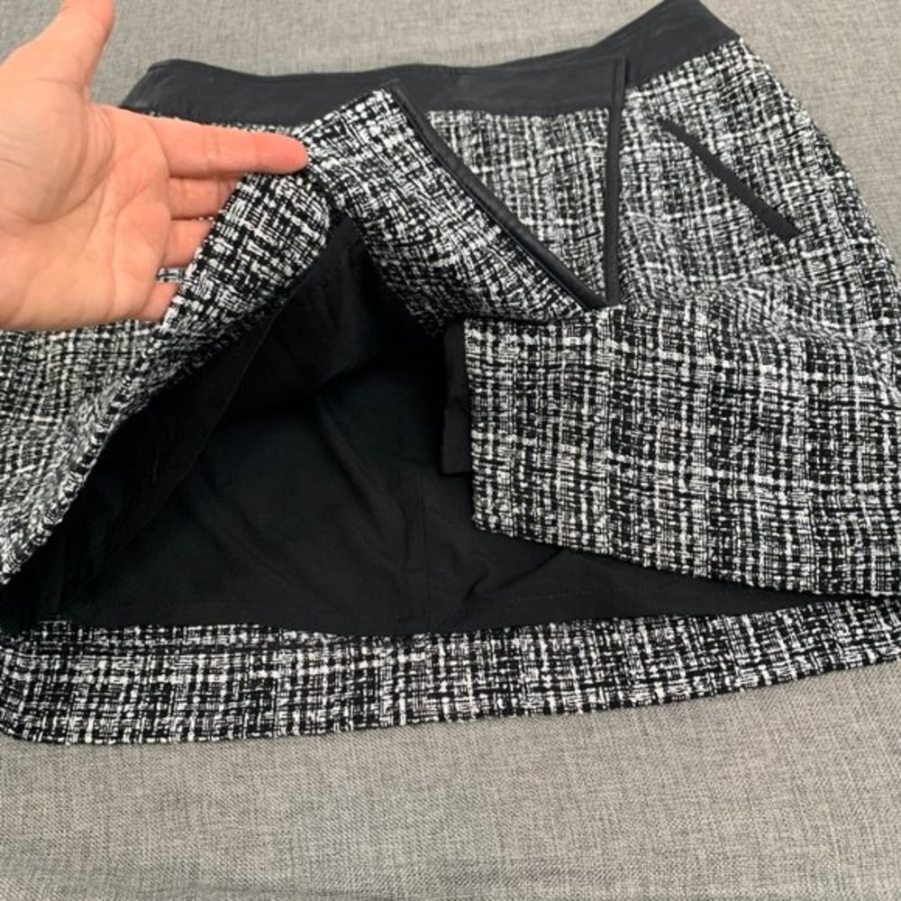 Outback Red Mini Skirt Black & White Size‎ 12 Tweed Knit Faux Leather Waist Trim - Picture 9 of 13